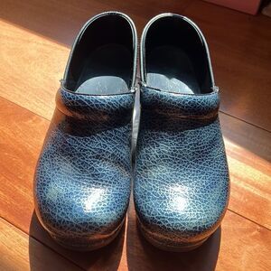 Dansko clog size 38